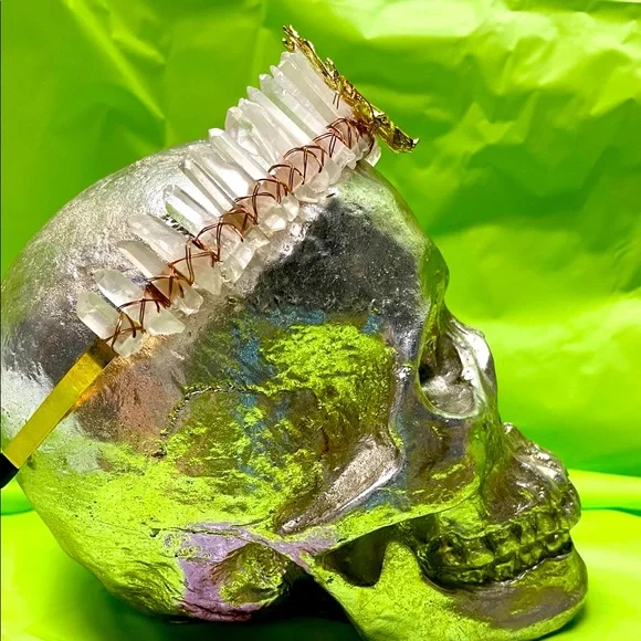 Quartz Crystal crown with stag head - Picture 7 of 8